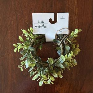 Mini wreaths 10packs